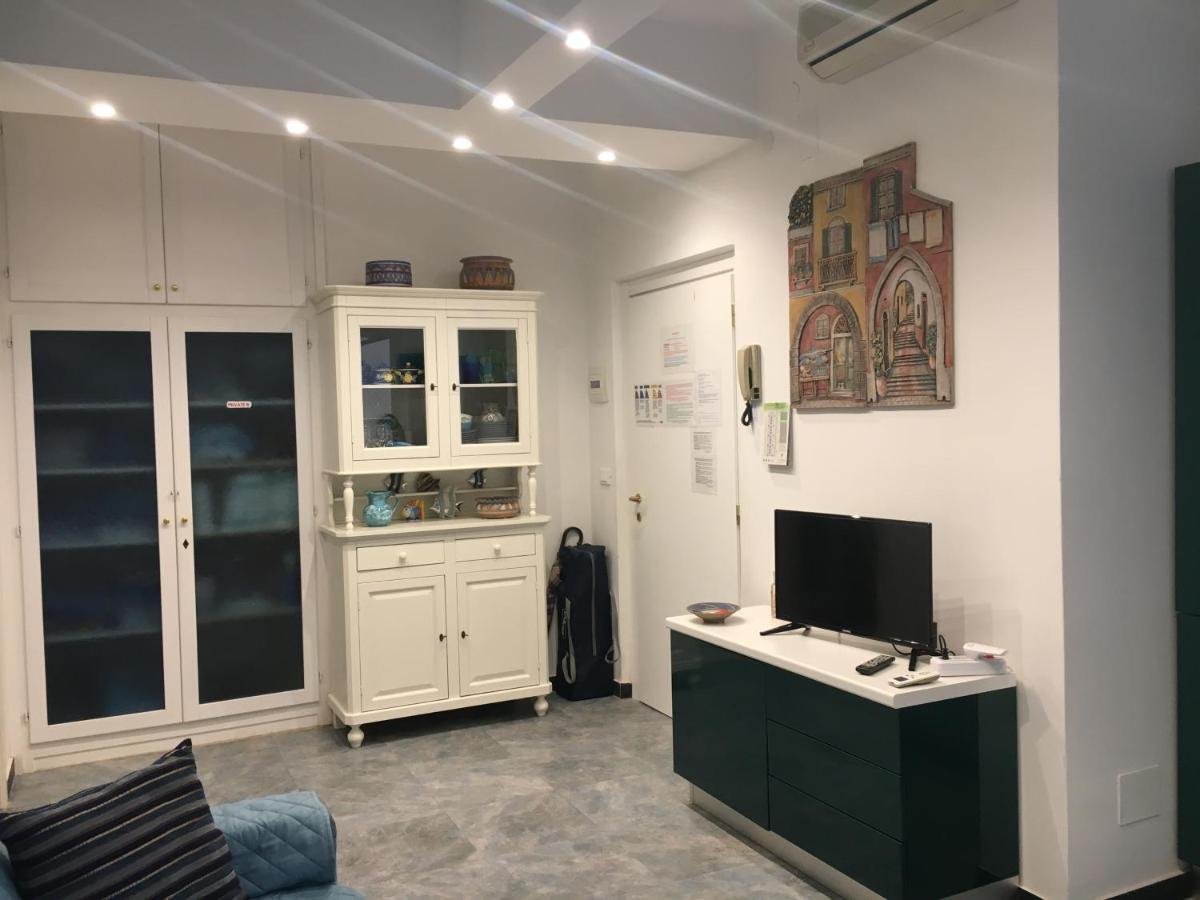 מונטרוסו אל מארה Bilocale Alle 5 Terre Monterosso 200M From The Beach מראה חיצוני תמונה